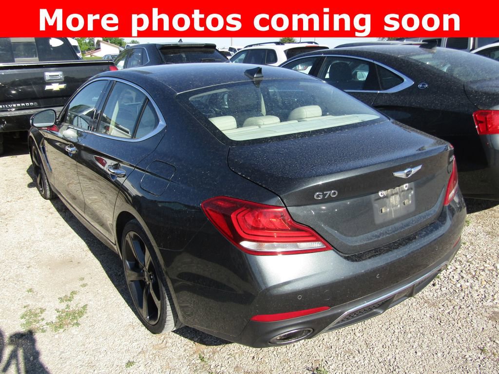 Used 2019 Genesis G70 3.3T Design RWD image 3