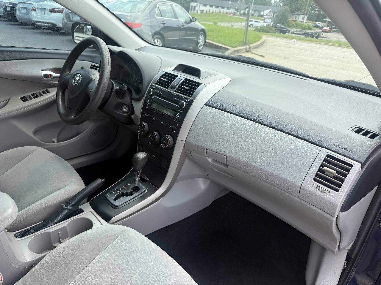Used 2013 Toyota Corolla L FWD image 14