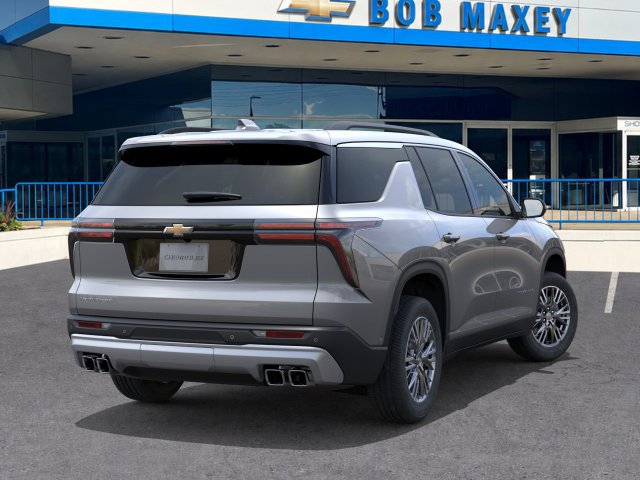 New 2027 Chevrolet Traverse LT FWD image 4