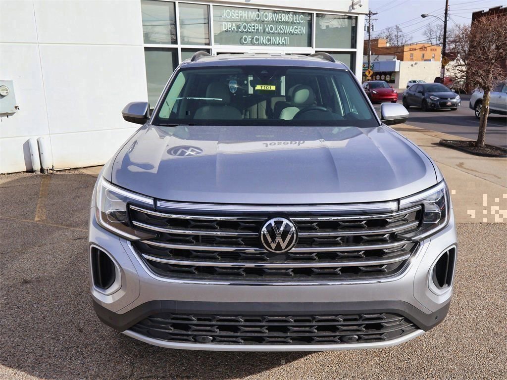 New 2026 Volkswagen Atlas SE image 8