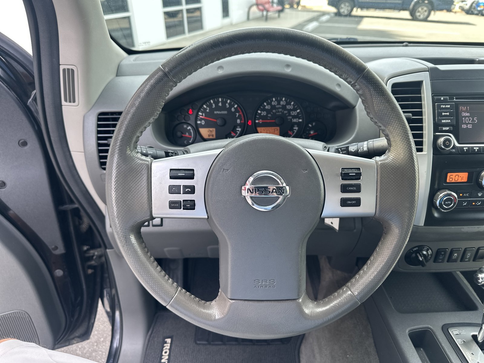 Used 2017 Nissan Frontier SV w/ SV Value Truck Package AWD/4WD image 5