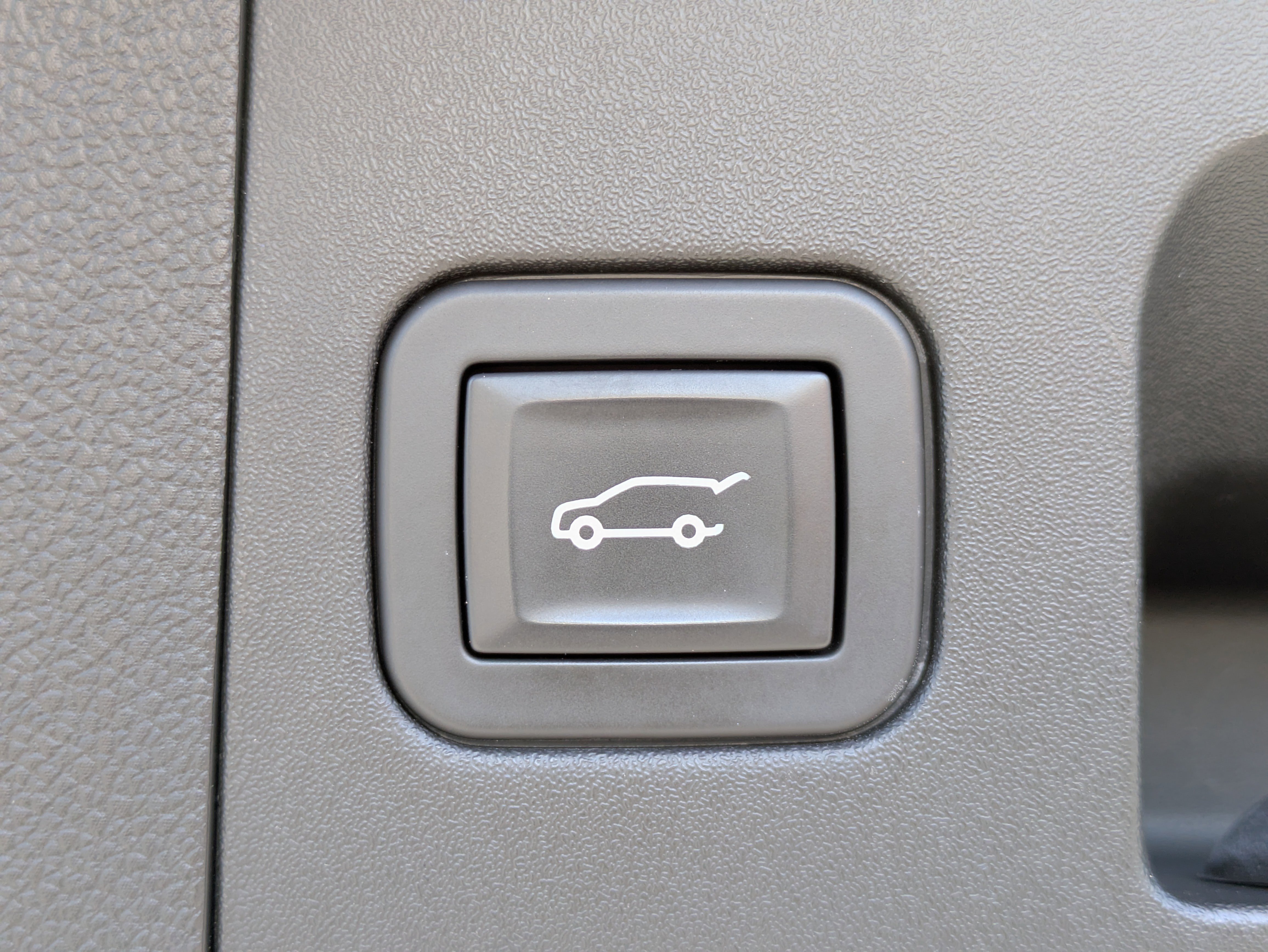 Used 2019 Cadillac XT4 Premium Luxury image 12