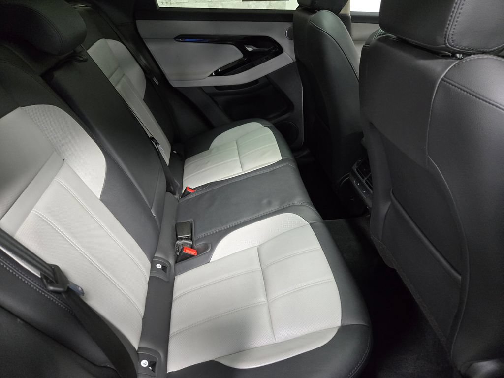 Used 2025 Land Rover Range Rover Evoque Dynamic SE AWD/4WD image 49