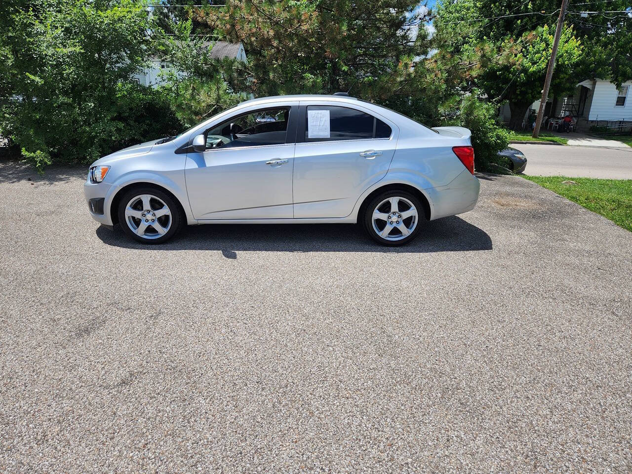 Used 2015 Chevrolet Sonic LTZ FWD image 8