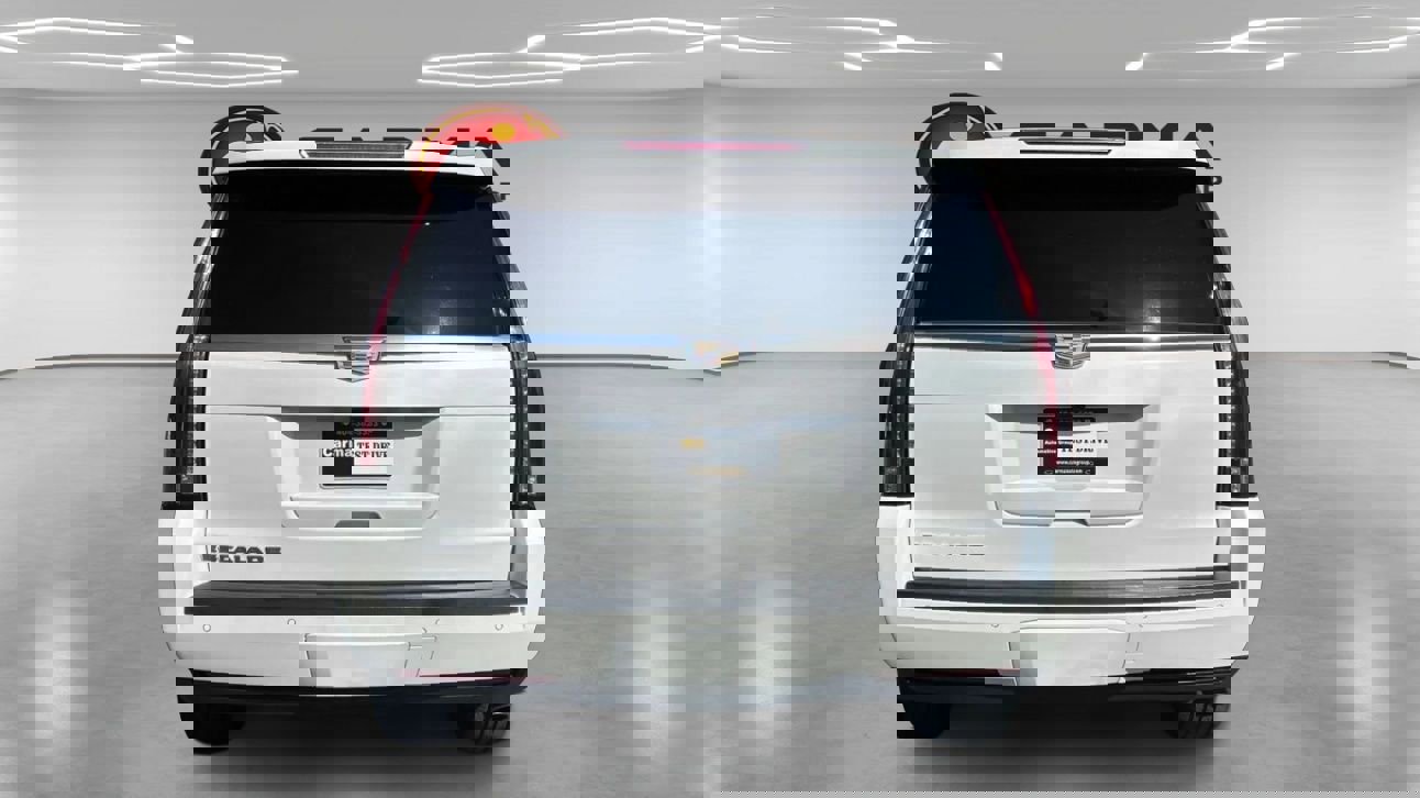 Used 2017 Cadillac Escalade Platinum RWD image 4