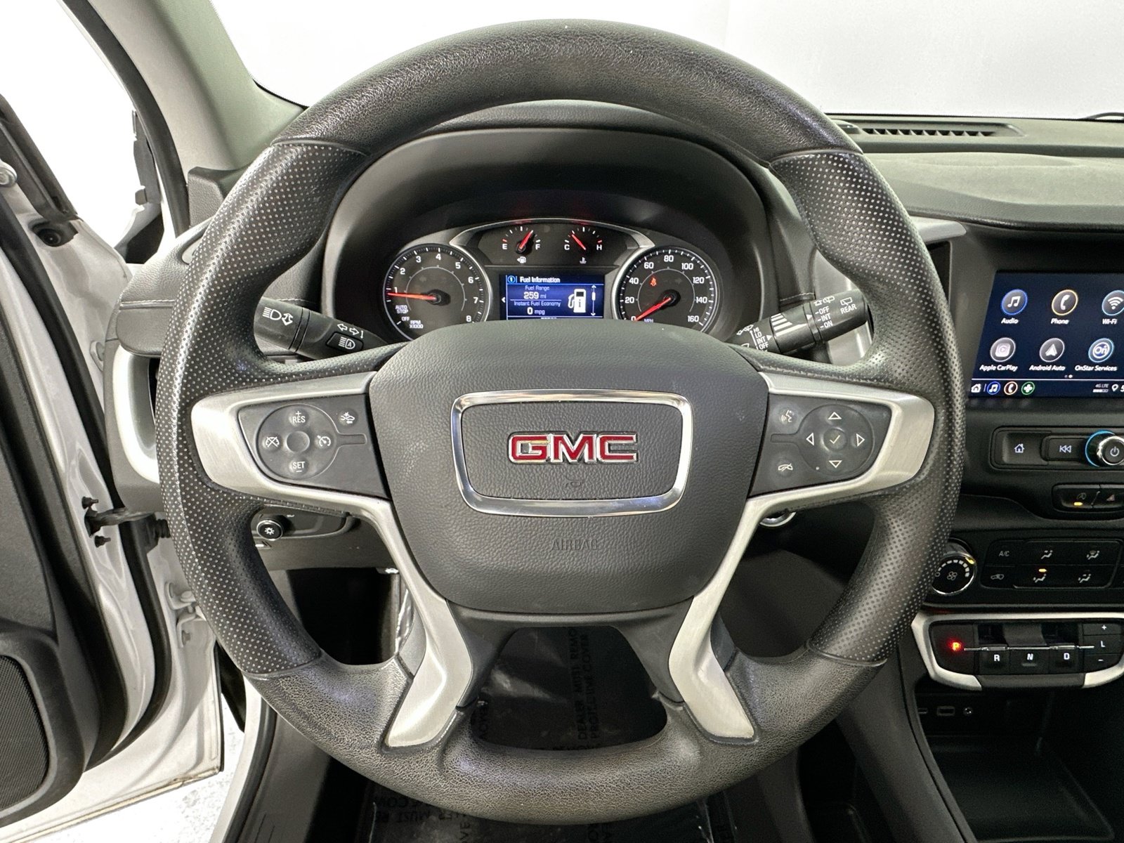 Used 2022 GMC Terrain SLE FWD image 11