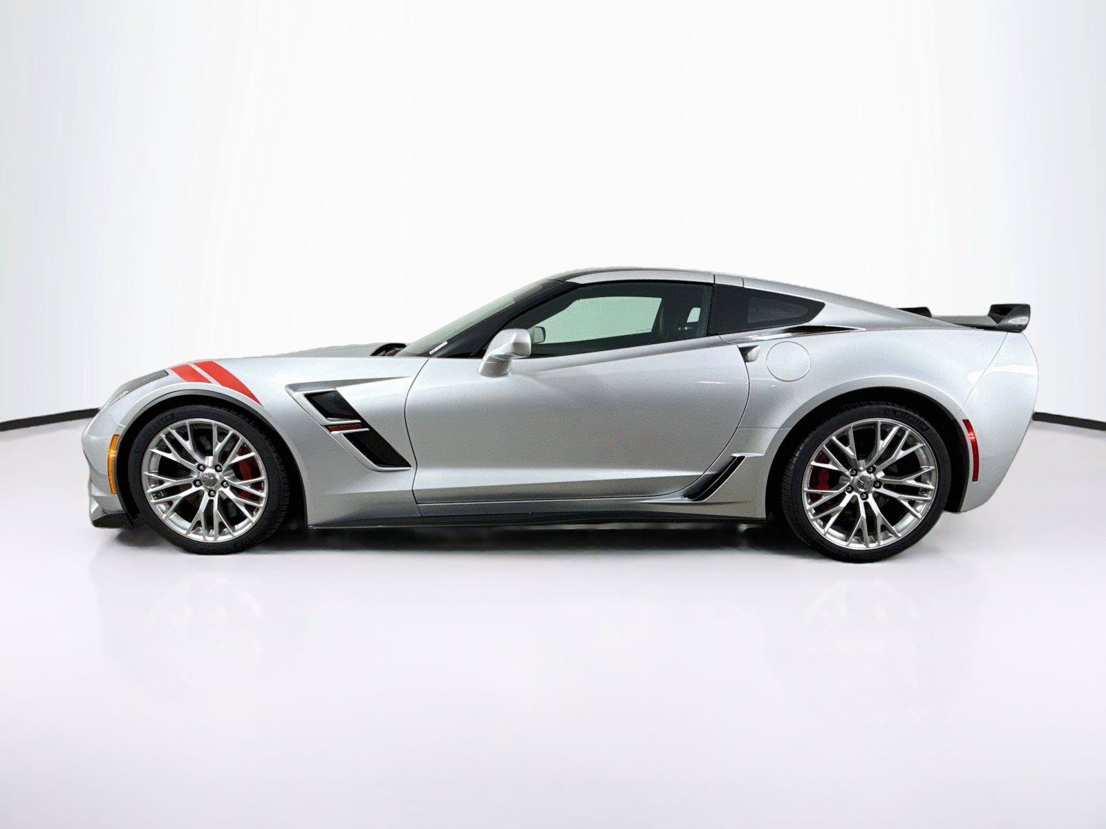 Used 2017 Chevrolet Corvette Grand Sport RWD image 2