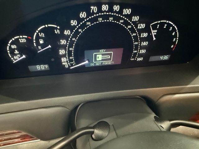 Used 2005 Maybach 57 RWD image 25