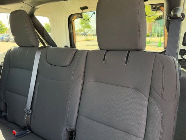 Used 2023 Jeep Wrangler Sport S image 19