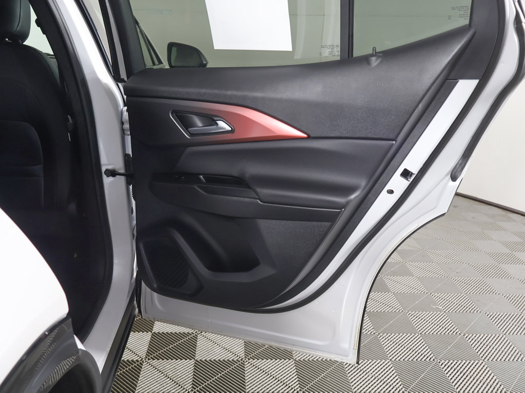 Used 2025 Chevrolet Equinox EV RS w/ Convenience Package II FWD image 30