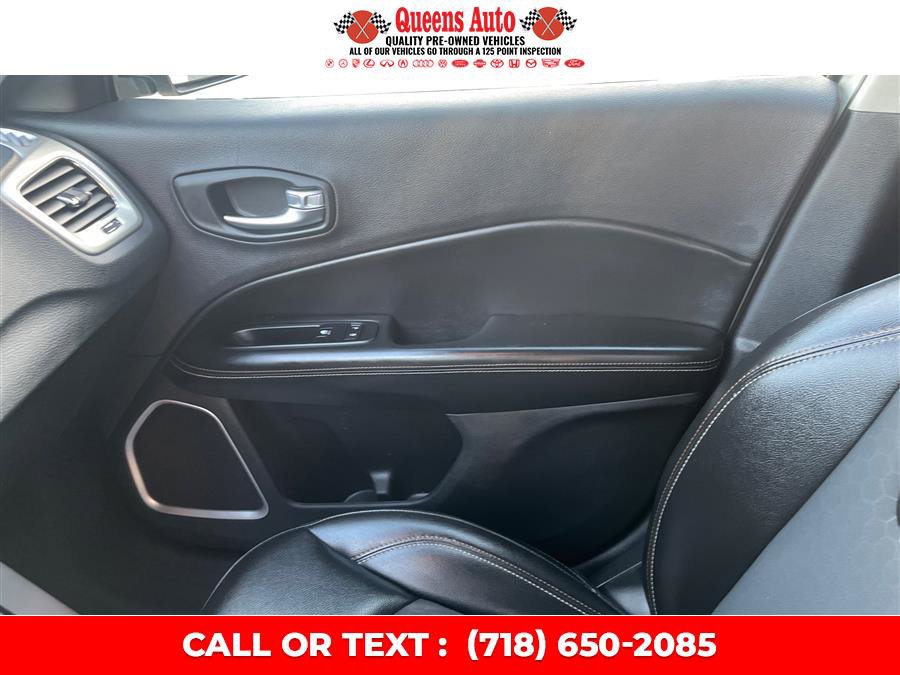 Used 2020 Jeep Compass Latitude image 23