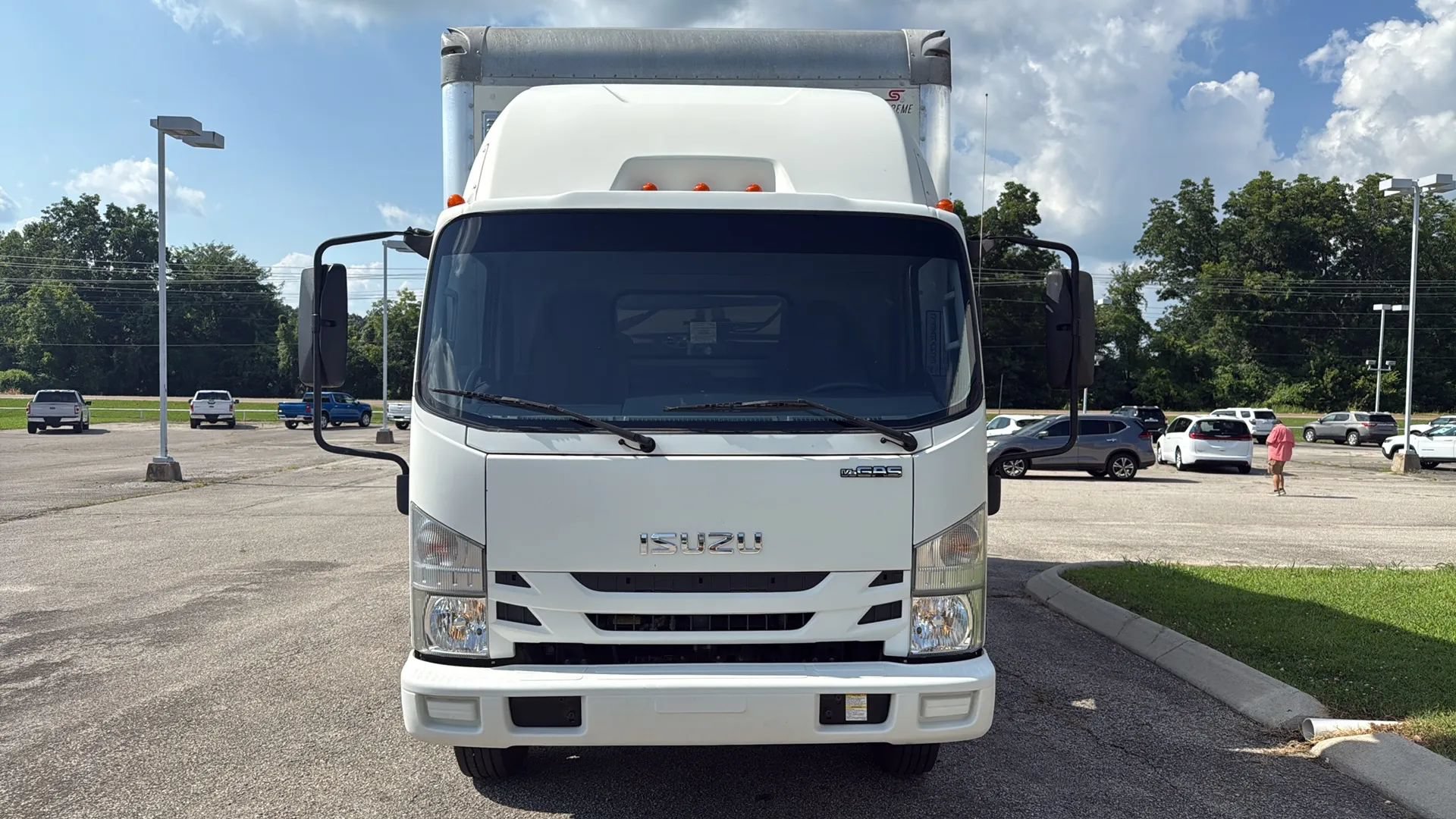 Used 2018 Isuzu NPR RWD image 8