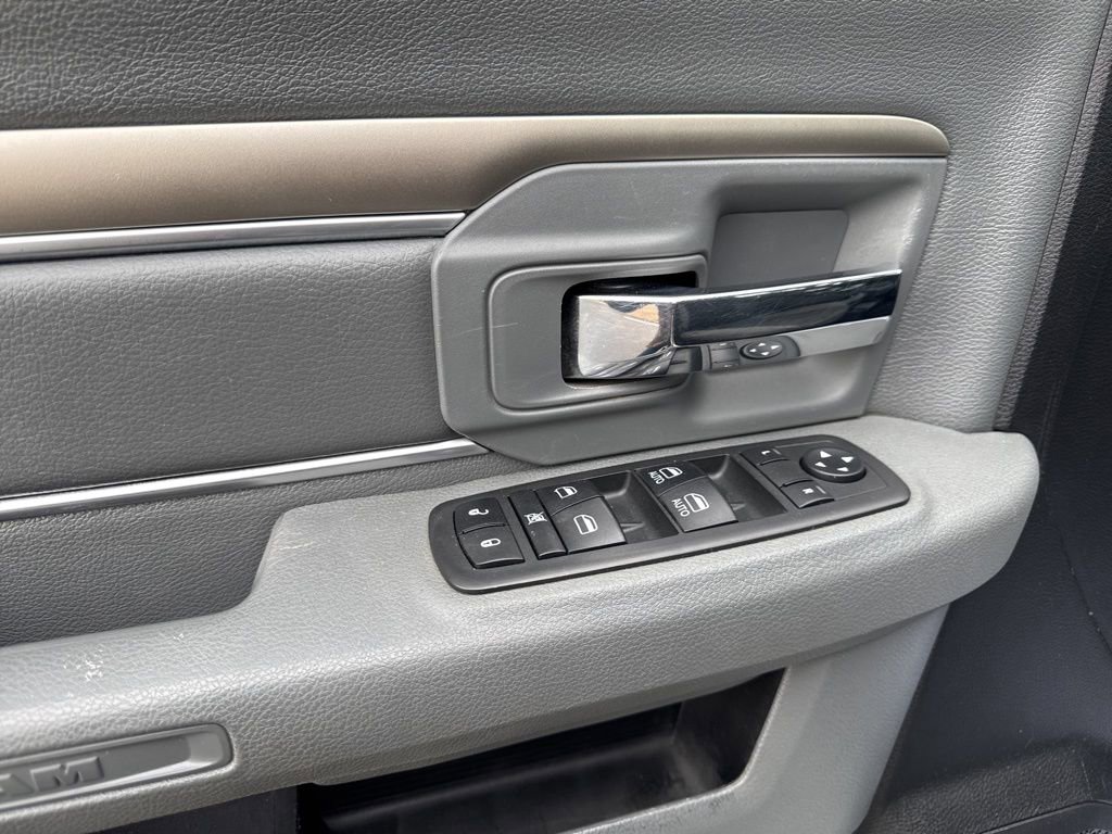 Used 2017 RAM 2500 SLT image 13