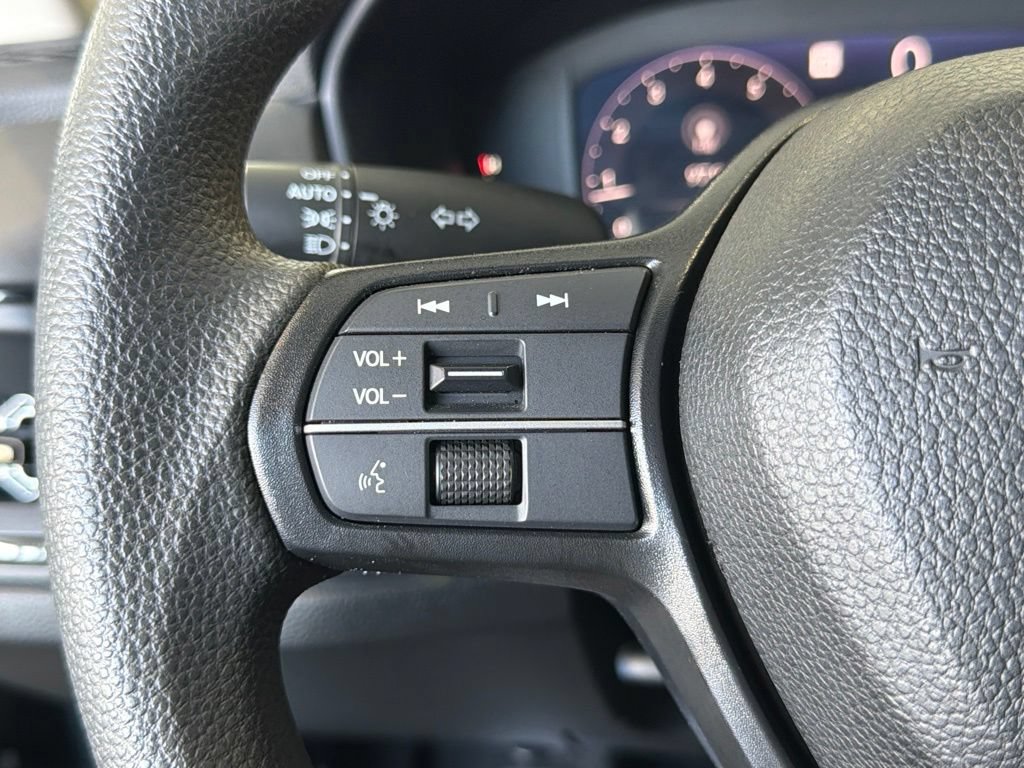 Used 2023 Honda Accord LX image 23