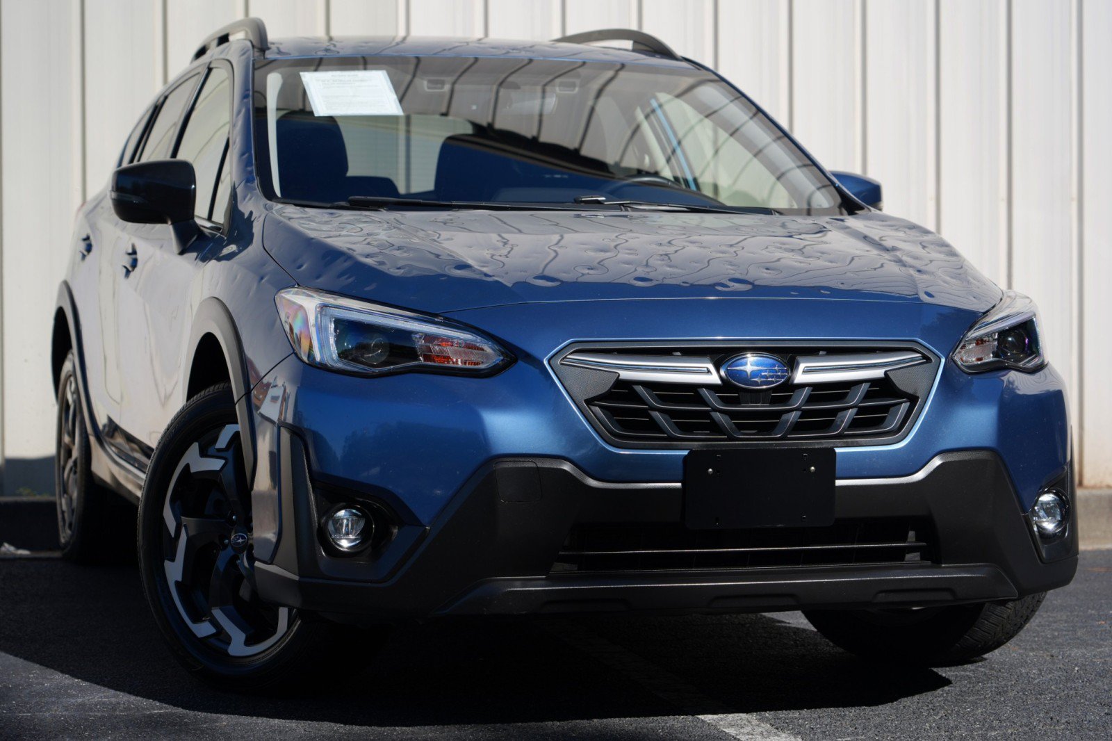 Used 2021 Subaru Crosstrek 2.5i Limited w/ Moonroof Package 1 AWD/4WD image 2