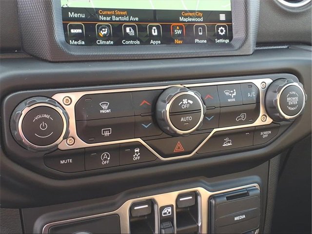 Used 2021 Jeep Gladiator Overland image 10