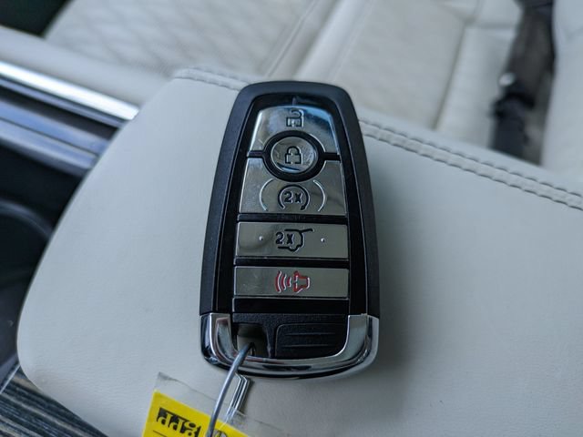 Used 2024 Lincoln Navigator Black Label AWD/4WD image 35
