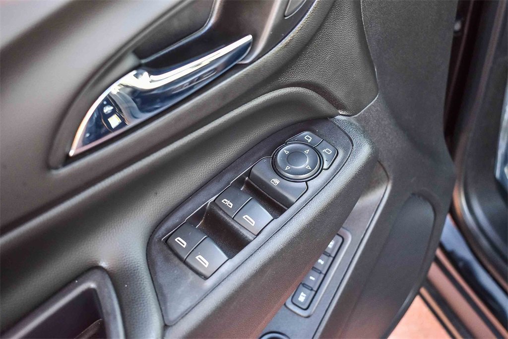 Used 2019 Chevrolet Equinox Premier image 20