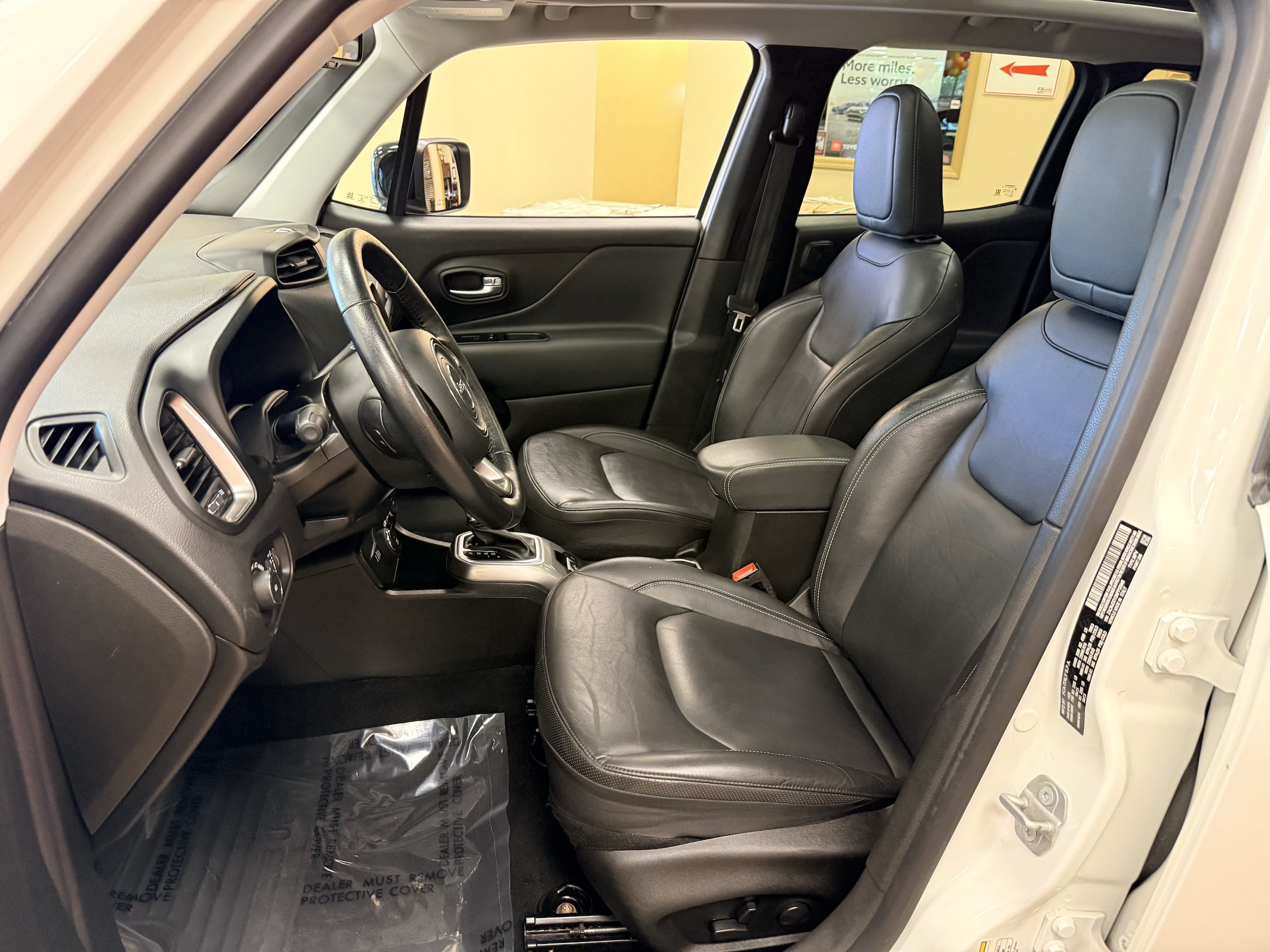 Used 2022 Jeep Renegade Limited w/ Sun, Sound & Wheels Group AWD/4WD image 7