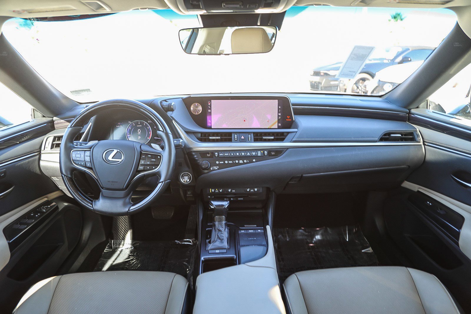 Used 2020 Lexus ES 350 w/ Premium Package image 12