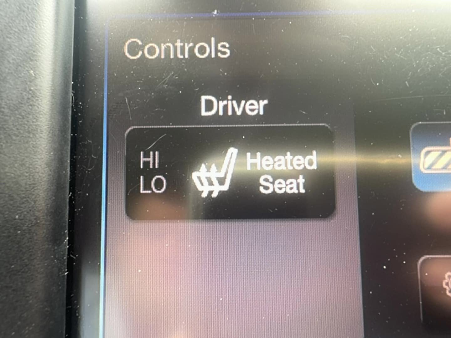 Used 2015 Chrysler 200 C w/ Navigation & Sound Group I FWD image 14