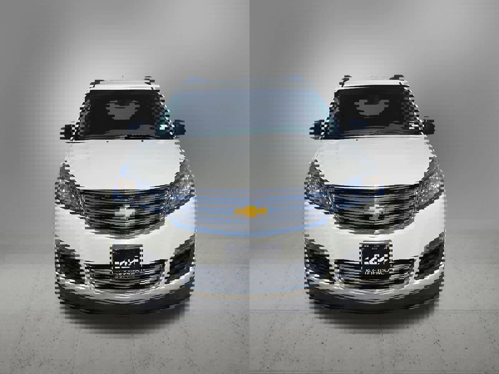 Used 2015 Chevrolet Traverse LS FWD image 9