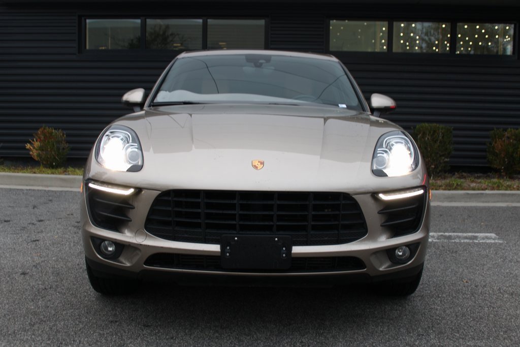 Used 2018 Porsche Macan image 10