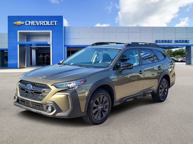 Used 2025 Subaru Outback Onyx Edition AWD/4WD image 2