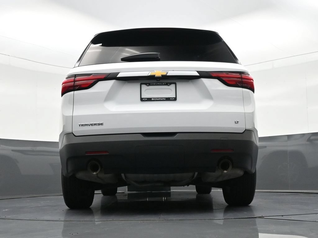 Used 2023 Chevrolet Traverse LT FWD image 35