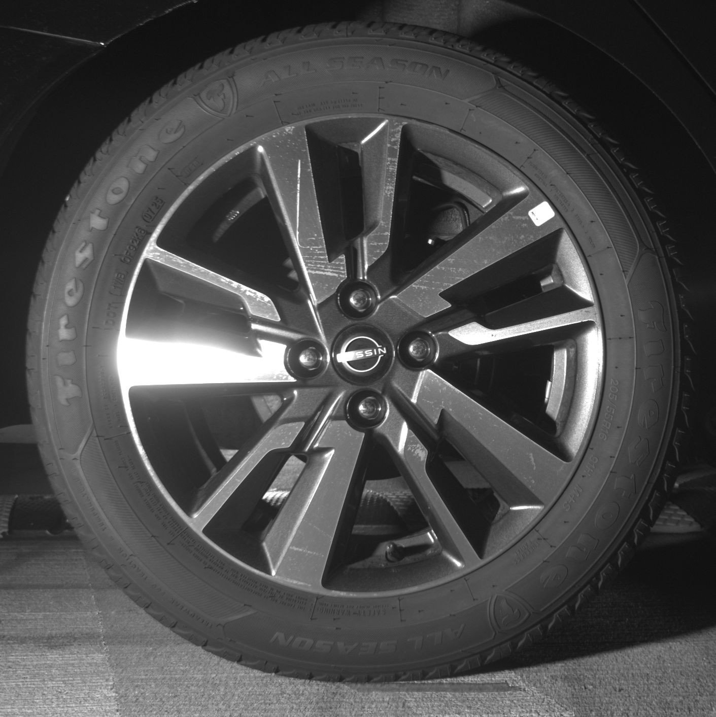 Used 2025 Nissan Versa SV image 15