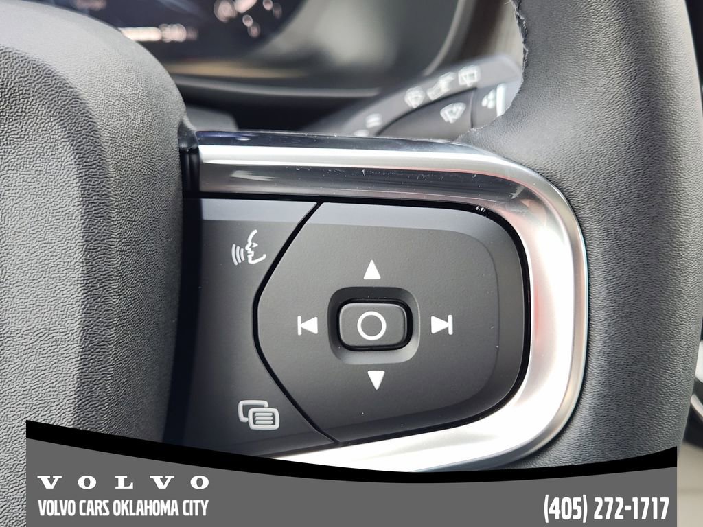 New 2026 Volvo XC40 B5 Plus w/ Protection Package Premier image 28