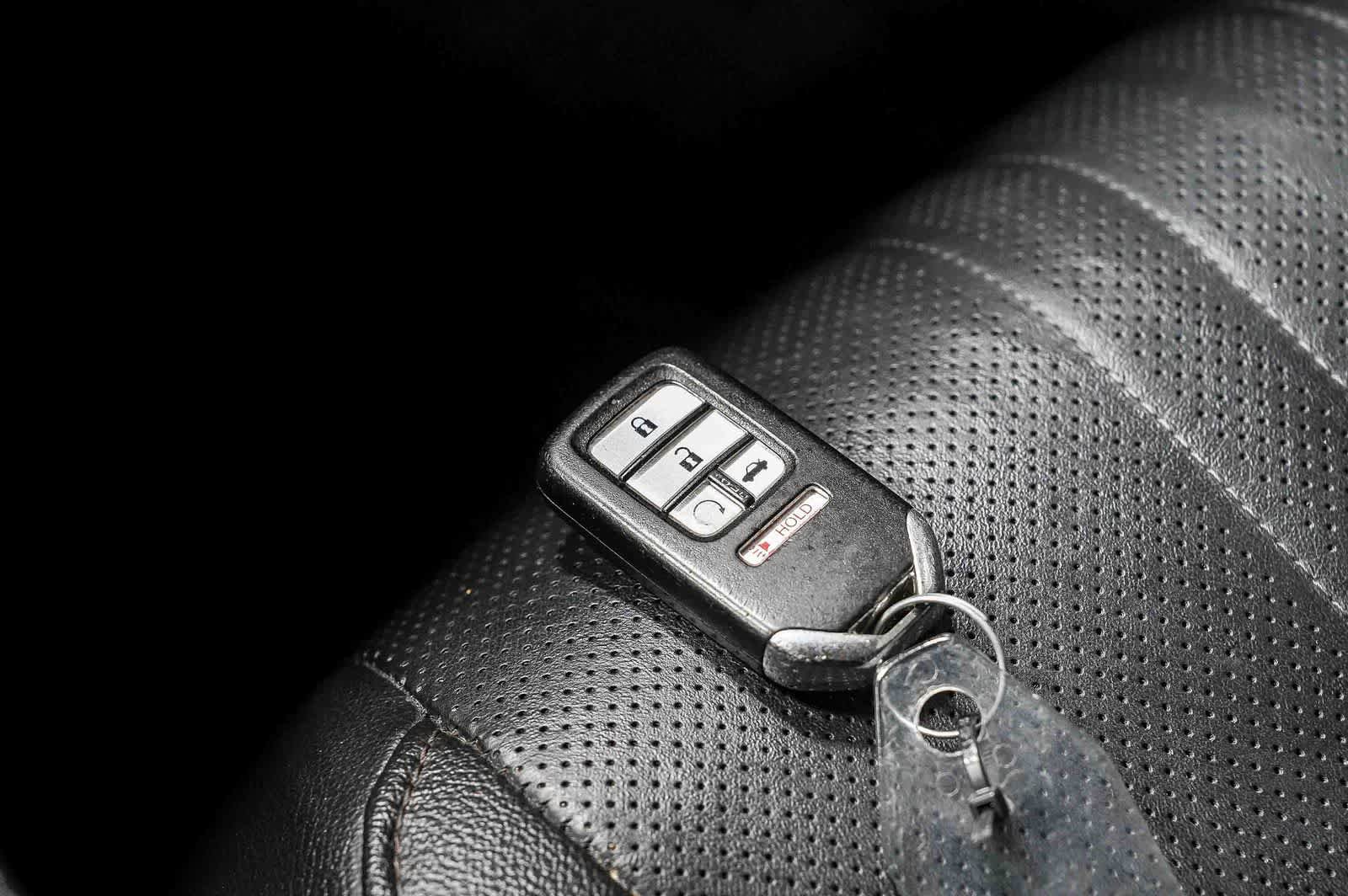 Used 2021 Honda Accord Touring image 29