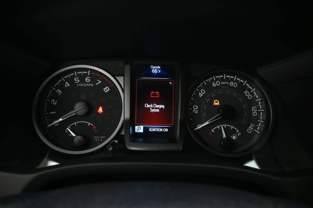 Used 2022 Toyota Tacoma TRD Off-Road w/ Technology Package AWD/4WD image 13