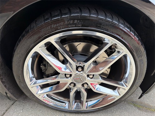 Used 2015 Chevrolet Corvette Stingray Z51 w/ 2LT Preferred Equipment Group image 12