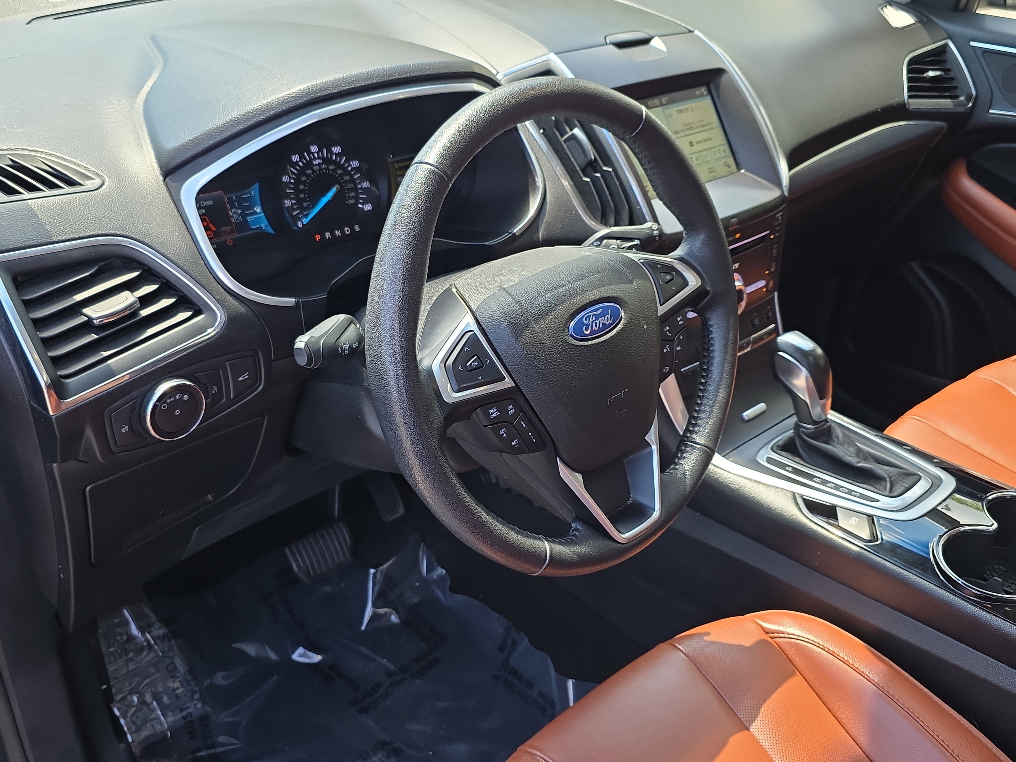 Used 2018 Ford Edge Titanium w/ Equipment Group 302A image 25