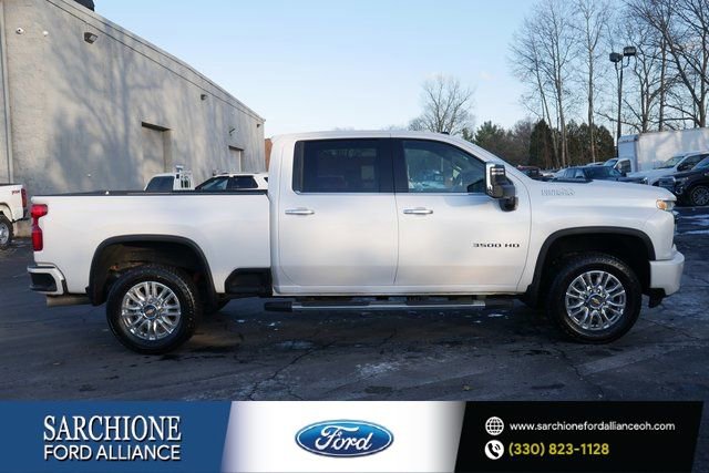 Used 2022 Chevrolet Silverado 3500 High Country w/ Safety Package II image 1