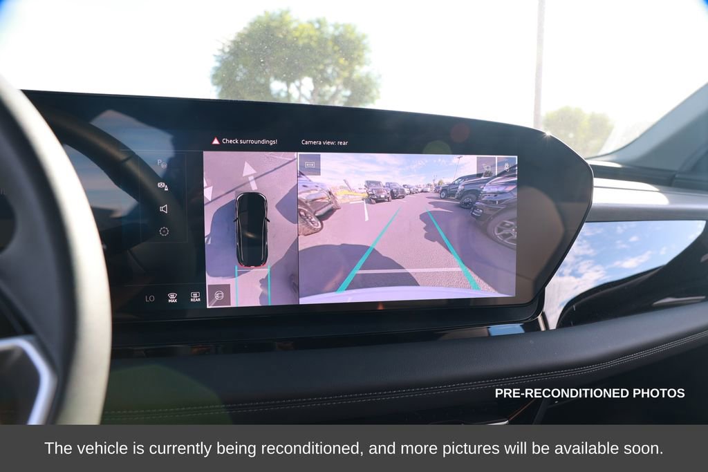 Used 2025 Audi Q6 e-tron Premium Plus w/ Premium Plus image 17