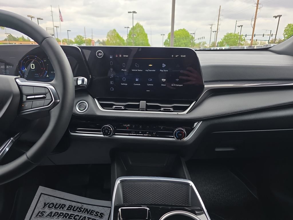Used 2025 Chevrolet Equinox LT w/ Midnight Edition AWD/4WD image 17