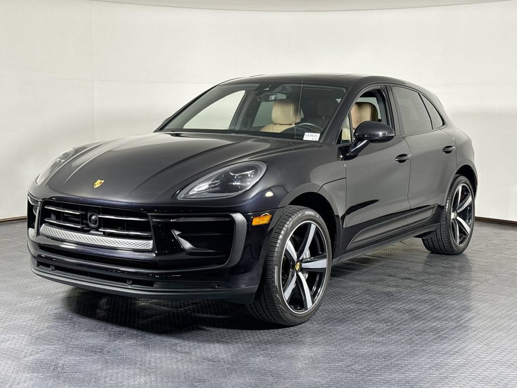 Certified 2024 Porsche Macan
