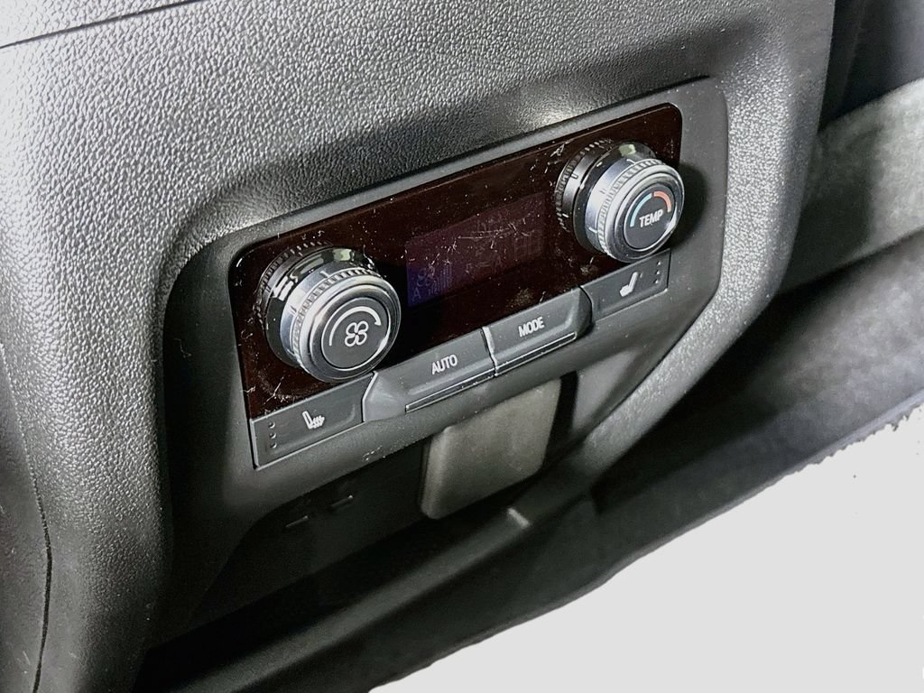 New 2026 GMC Acadia Denali Ultimate AWD/4WD image 25
