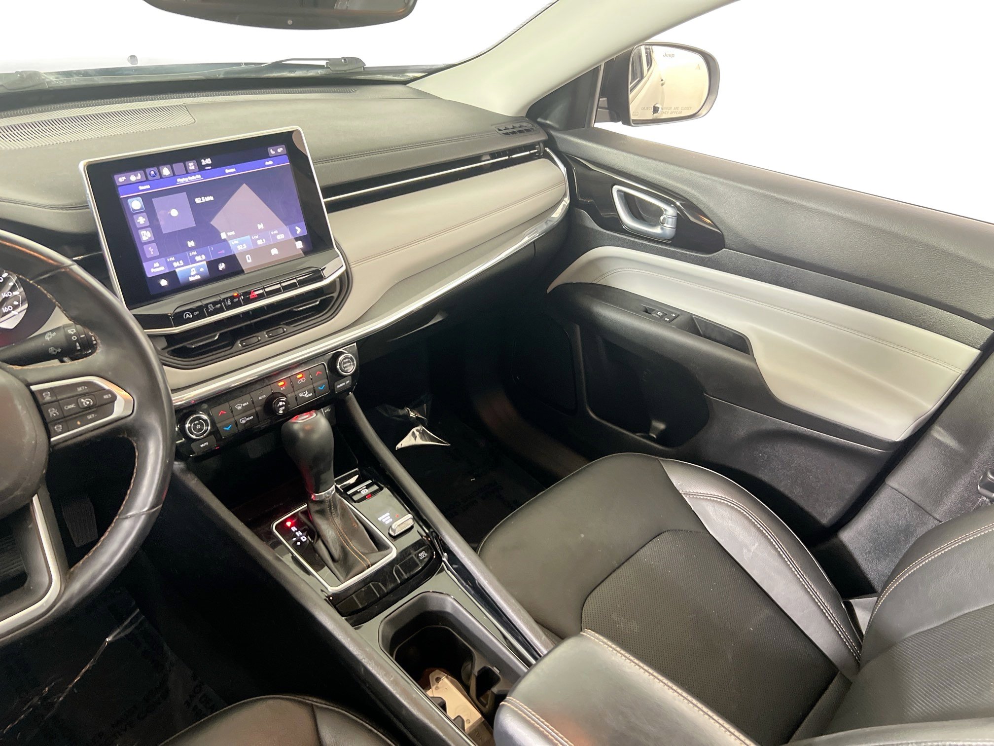 Used 2022 Jeep Compass Limited image 21