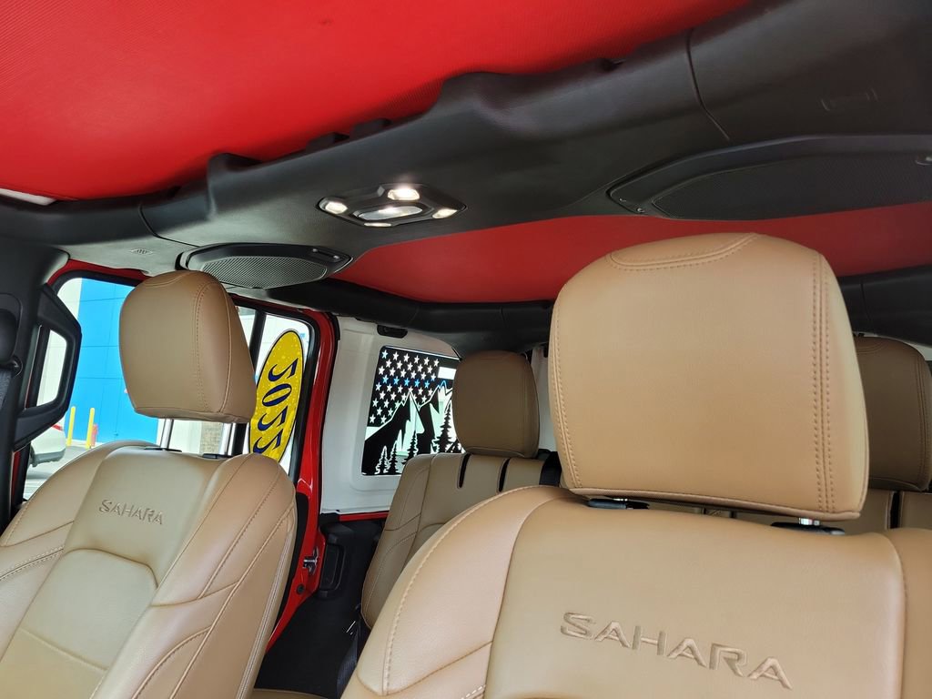 Used 2022 Jeep Wrangler Unlimited Sahara w/ Cold Weather Group image 24