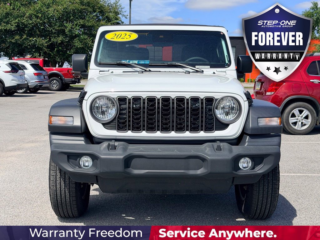 Used 2025 Jeep Wrangler Sport AWD/4WD image 9
