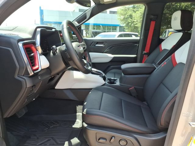 Used 2026 GMC Canyon AT4X w/ AT4X AEV Edition AWD/4WD image 21