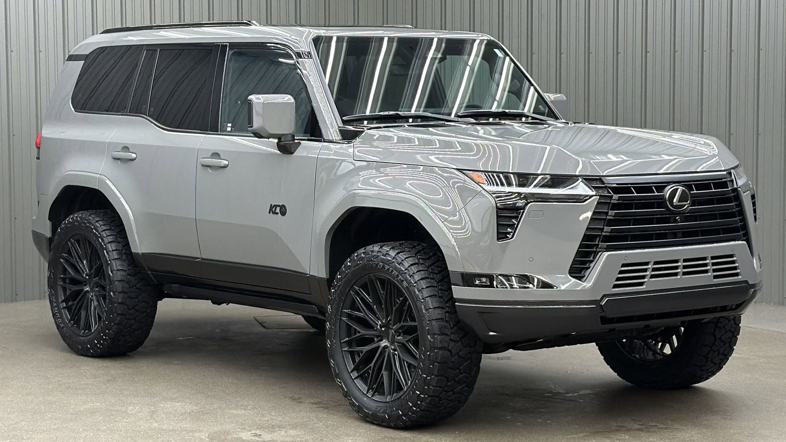 Used 2026 Lexus GX 550 w/ Accessory Package (2T) image 7