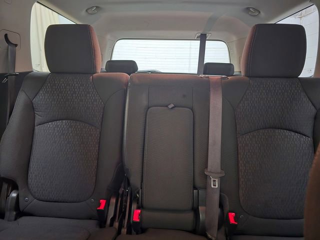 Used 2014 GMC Acadia SLE image 27