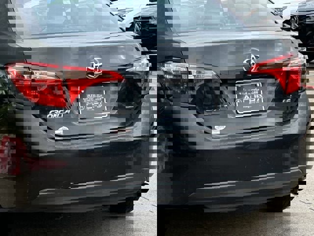 Used 2017 Toyota Corolla LE image 6