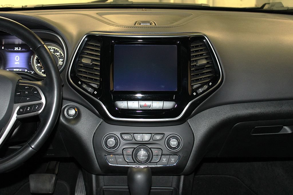 Certified 2021 Jeep Cherokee High Altitude AWD/4WD image 16