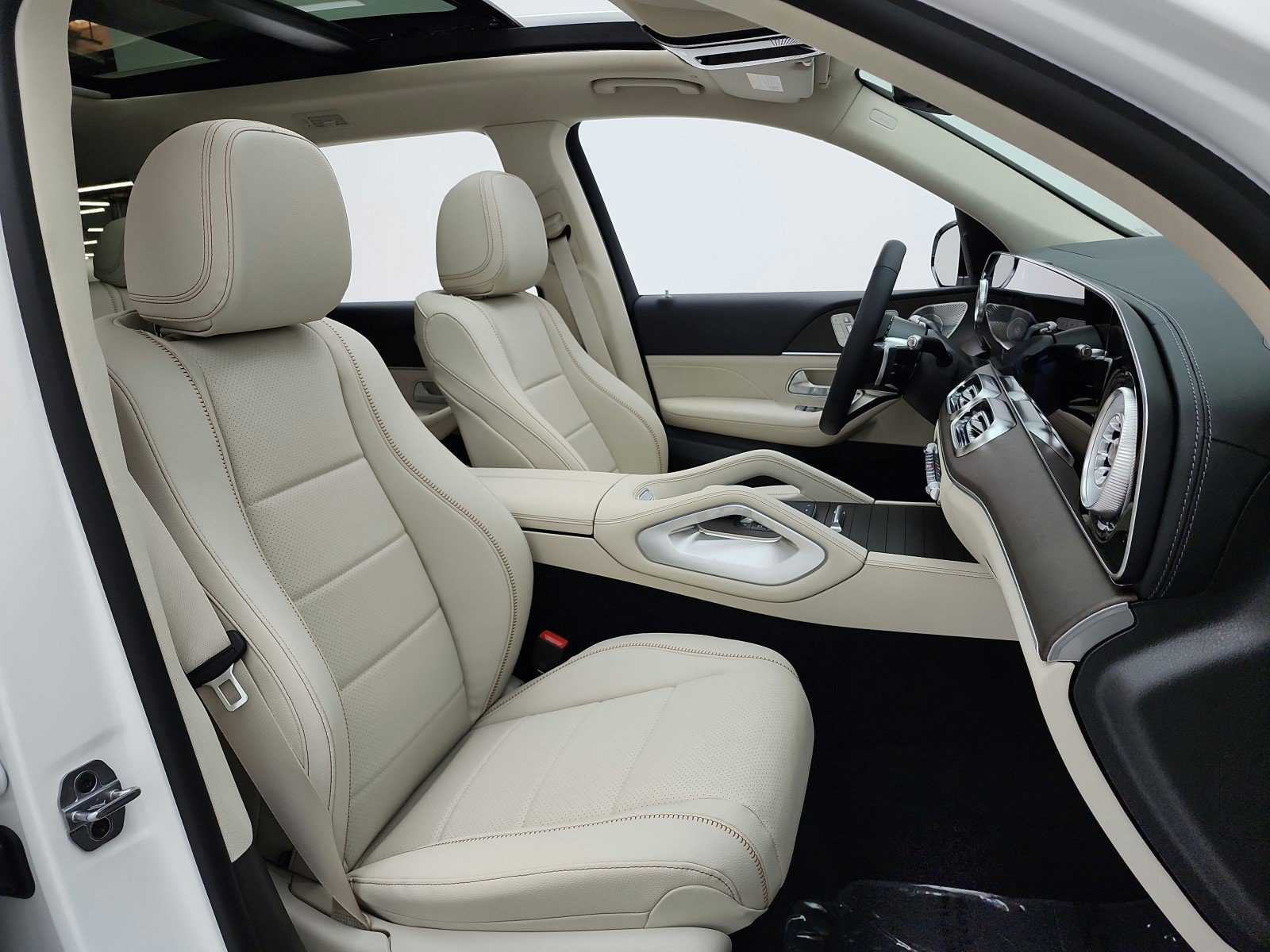New 2027 Mercedes-Benz GLS 450 4MATIC image 15
