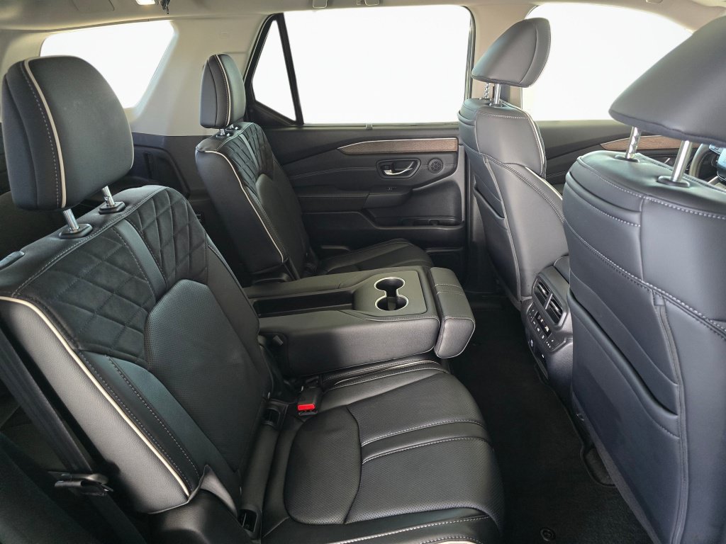 Used 2026 Honda Pilot Elite image 43